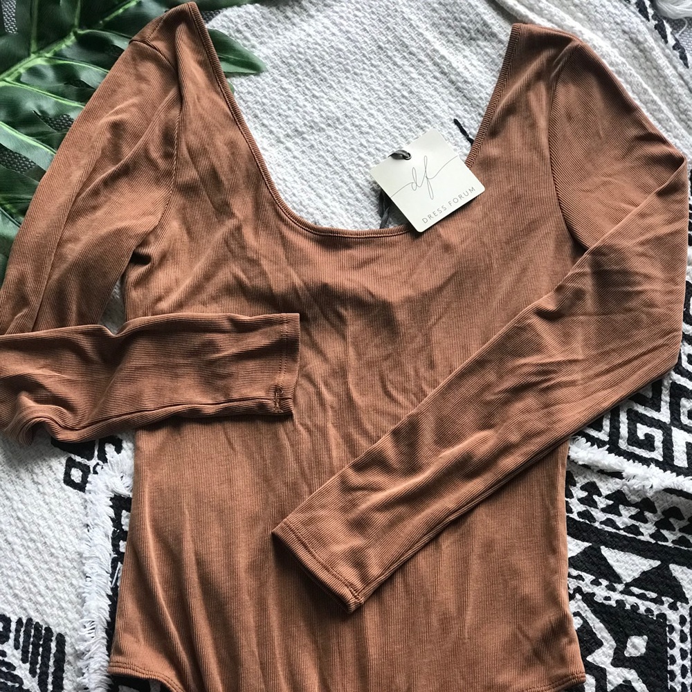 ✨NWT Boutique Bodysuit✨
